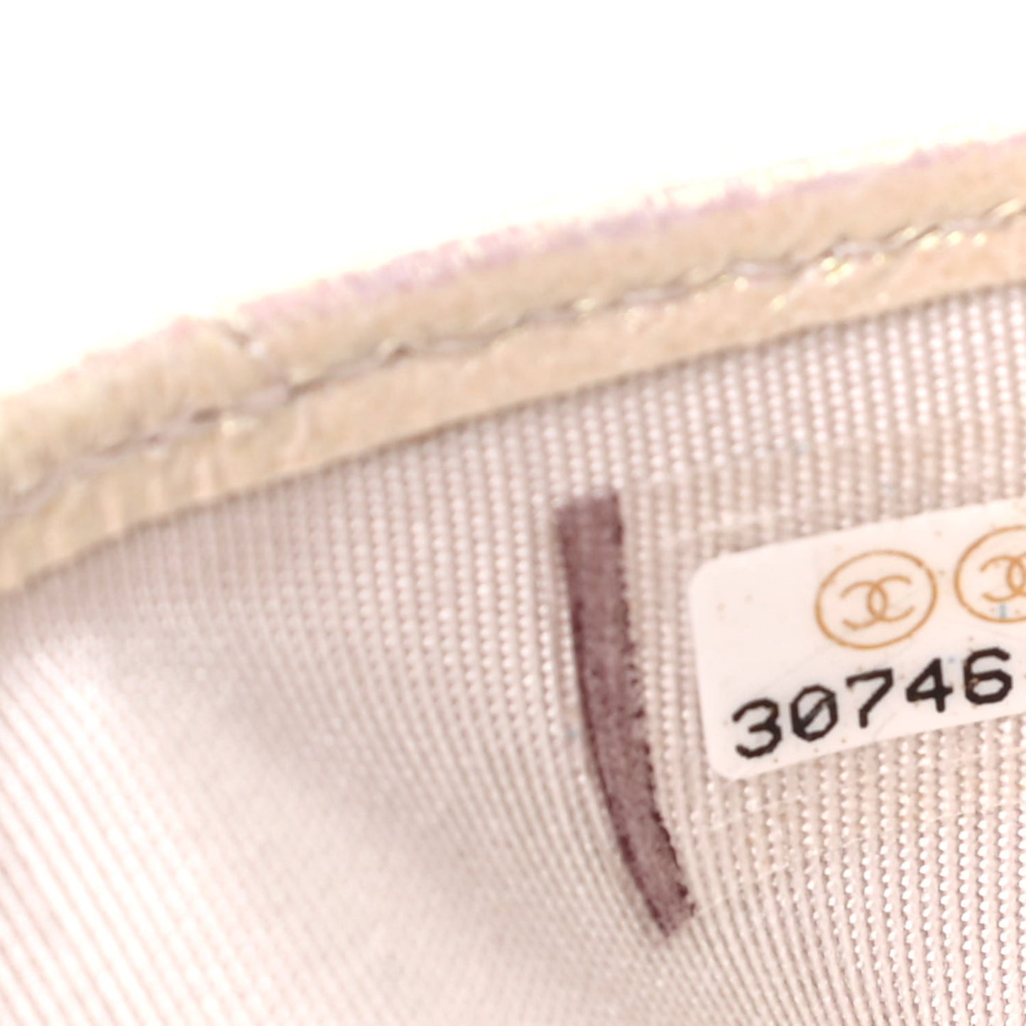 Iridescent Lambskin Quilted Card Holder Ivory