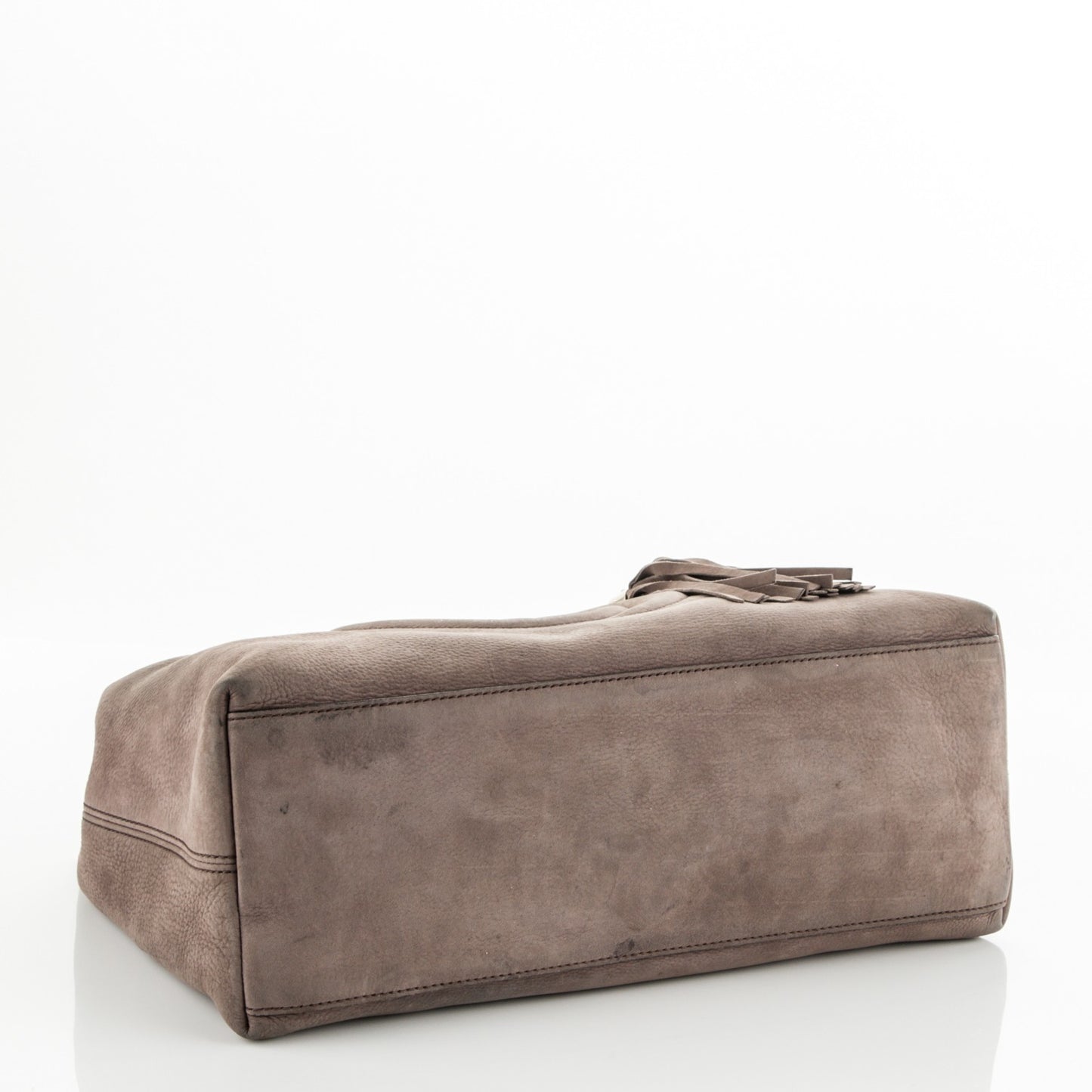 Vitello Range Medium Soho Chain Shoulder Bag Grey Field