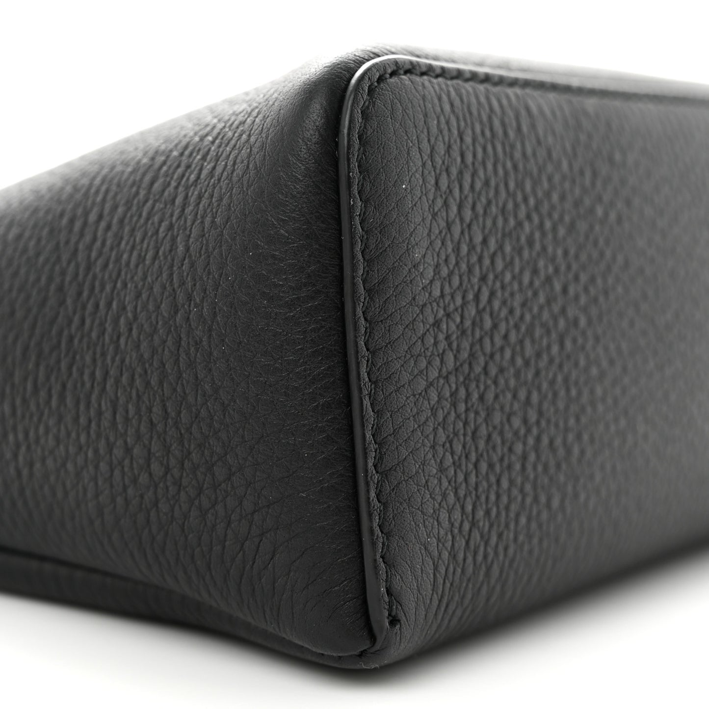 Grained Calfskin L19 Extra Pocket Pouch Black