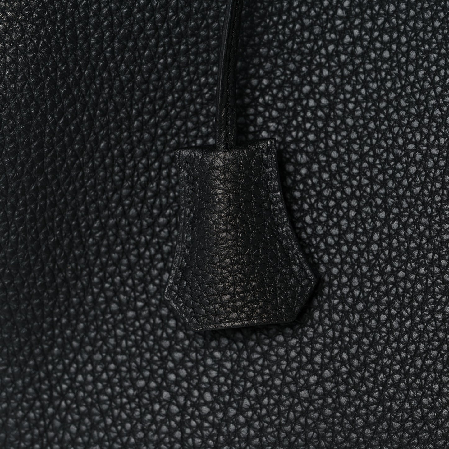 Togo Kelly Retourne 35 Black