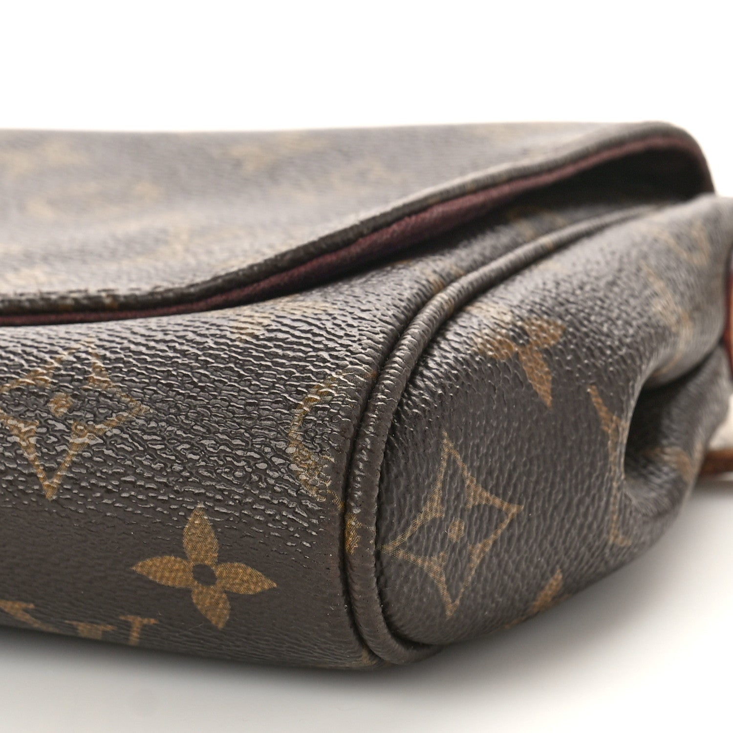 Louis Vuitton Monogram Favorite MM 8 of 14