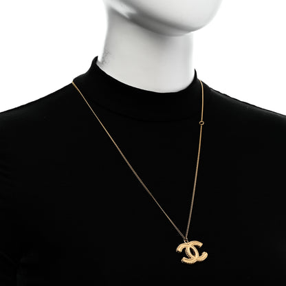 Chanel CC Necklace Matte Gold 2 of 5