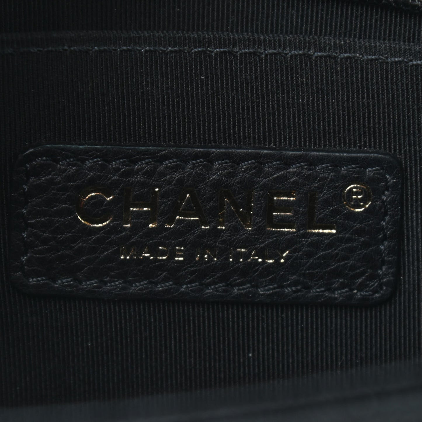 Caviar Chevron Quilted Small Boy Flap Black