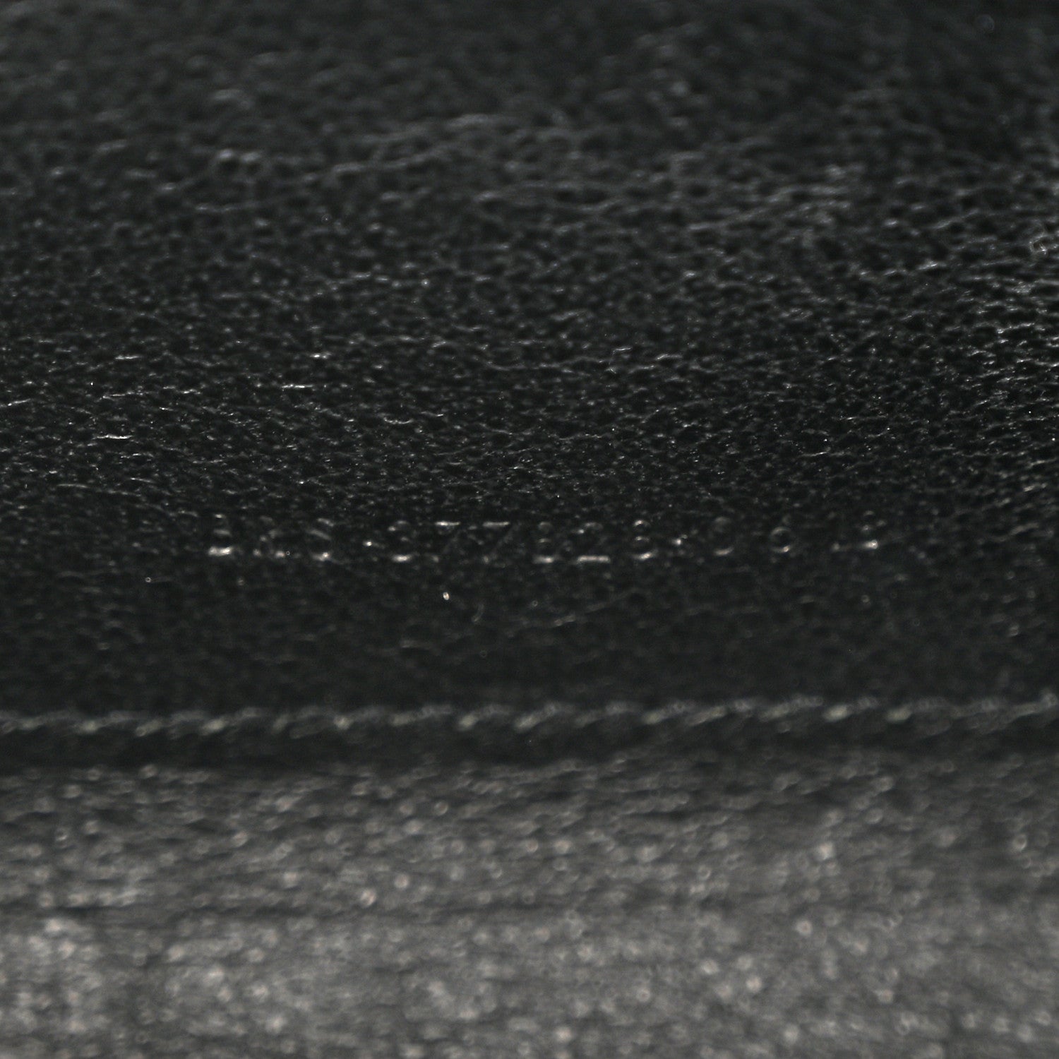 Saint Laurent Grain De Poudre Matelasse Chevron Monogram Chain Wallet Black 8 of 13