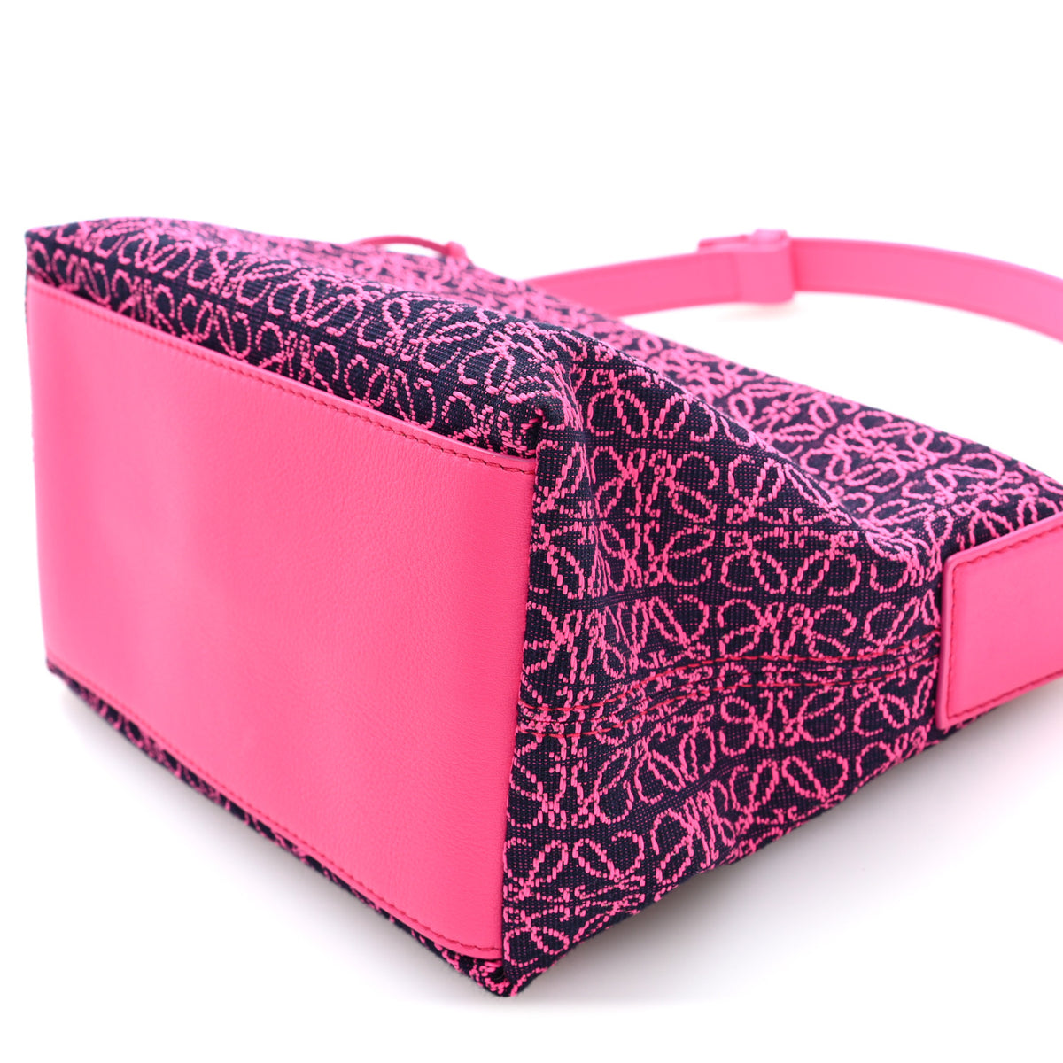 Jacquard Anagram Calfskin Small Cubi Bag Pink