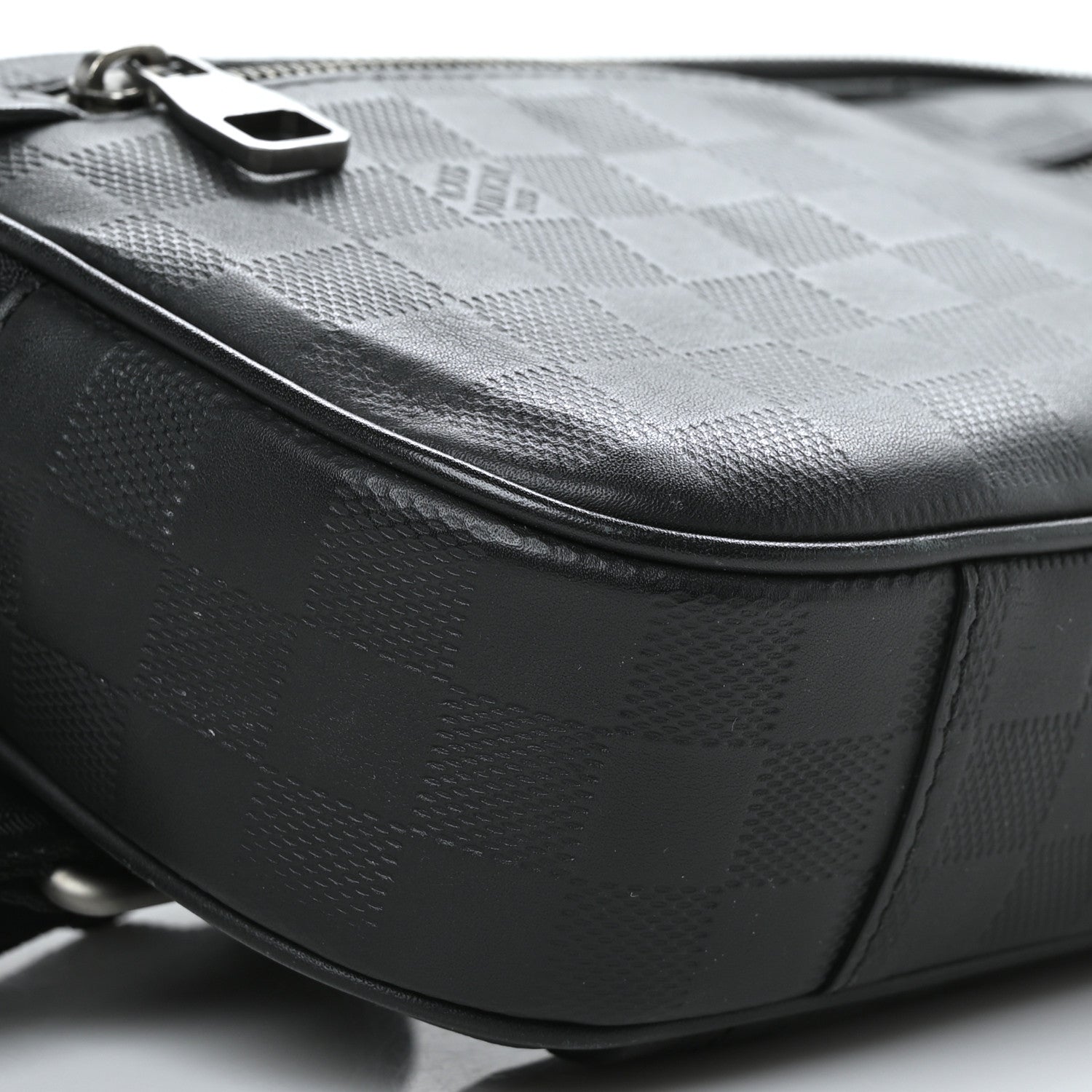 Louis Vuitton Damier Infini Ambler Onyx 8 of 9