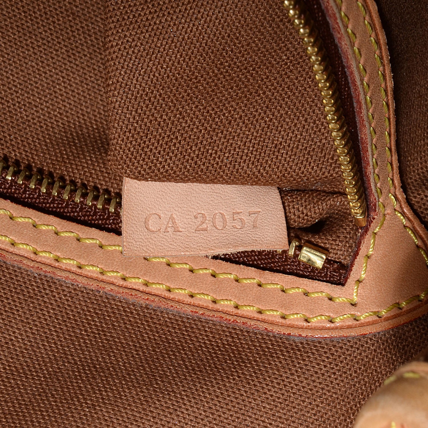 Louis Vuitton Monogram Batignolles Horizontal 7 of 7