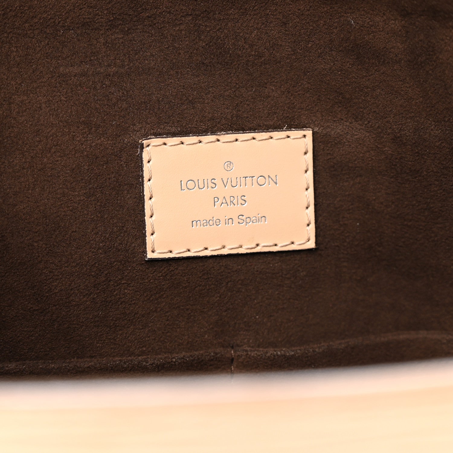 Louis Vuitton Epi Cluny BB Dune 6 of 13