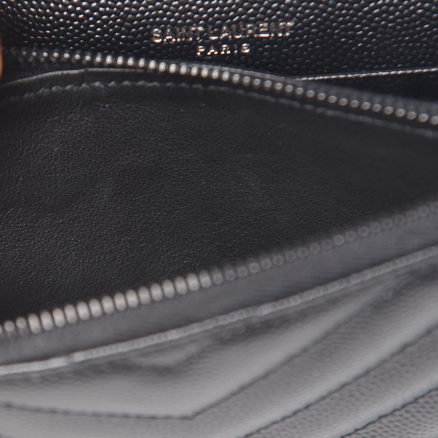 Saint Laurent Grain De Poudre Matelasse Chevron Monogram Envelope Chain Wallet Black 11 of 14