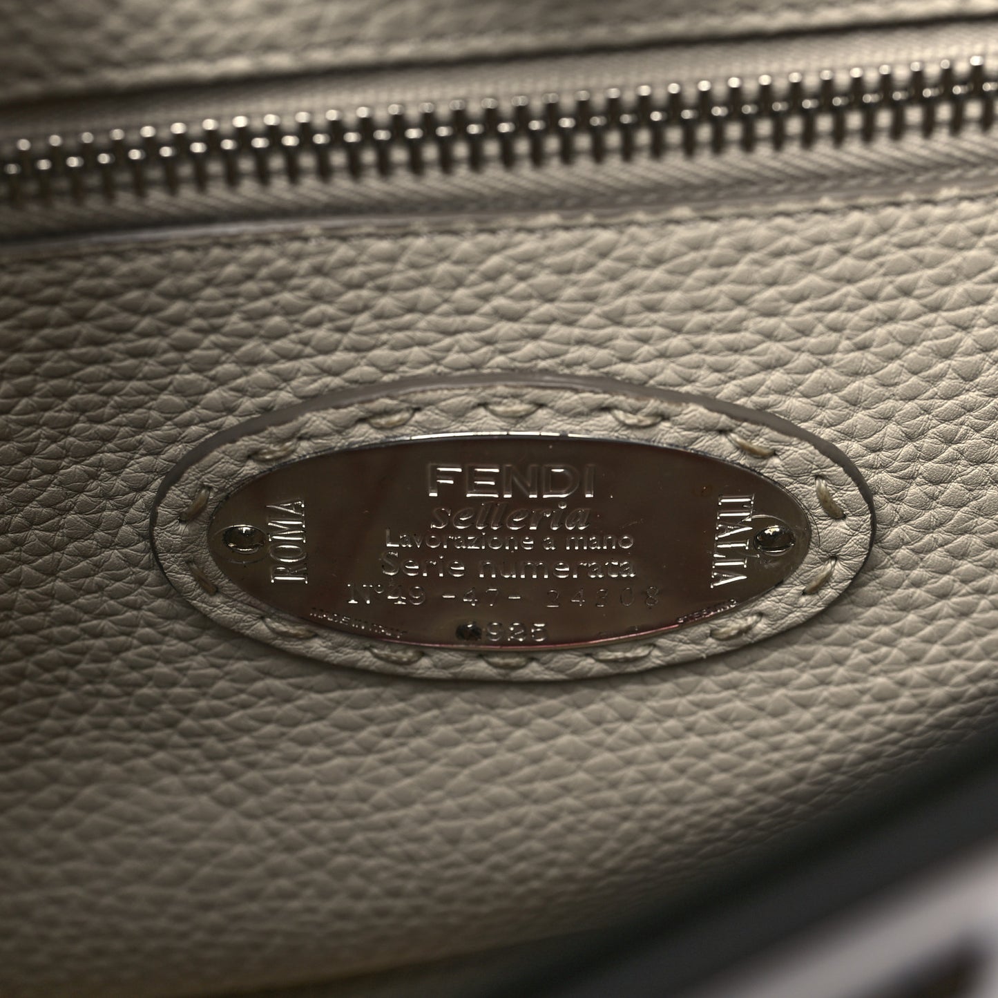 Cuoio Romano Selleria Bi-Color Medium Peekaboo Iconic Satchel Asfalto Latte