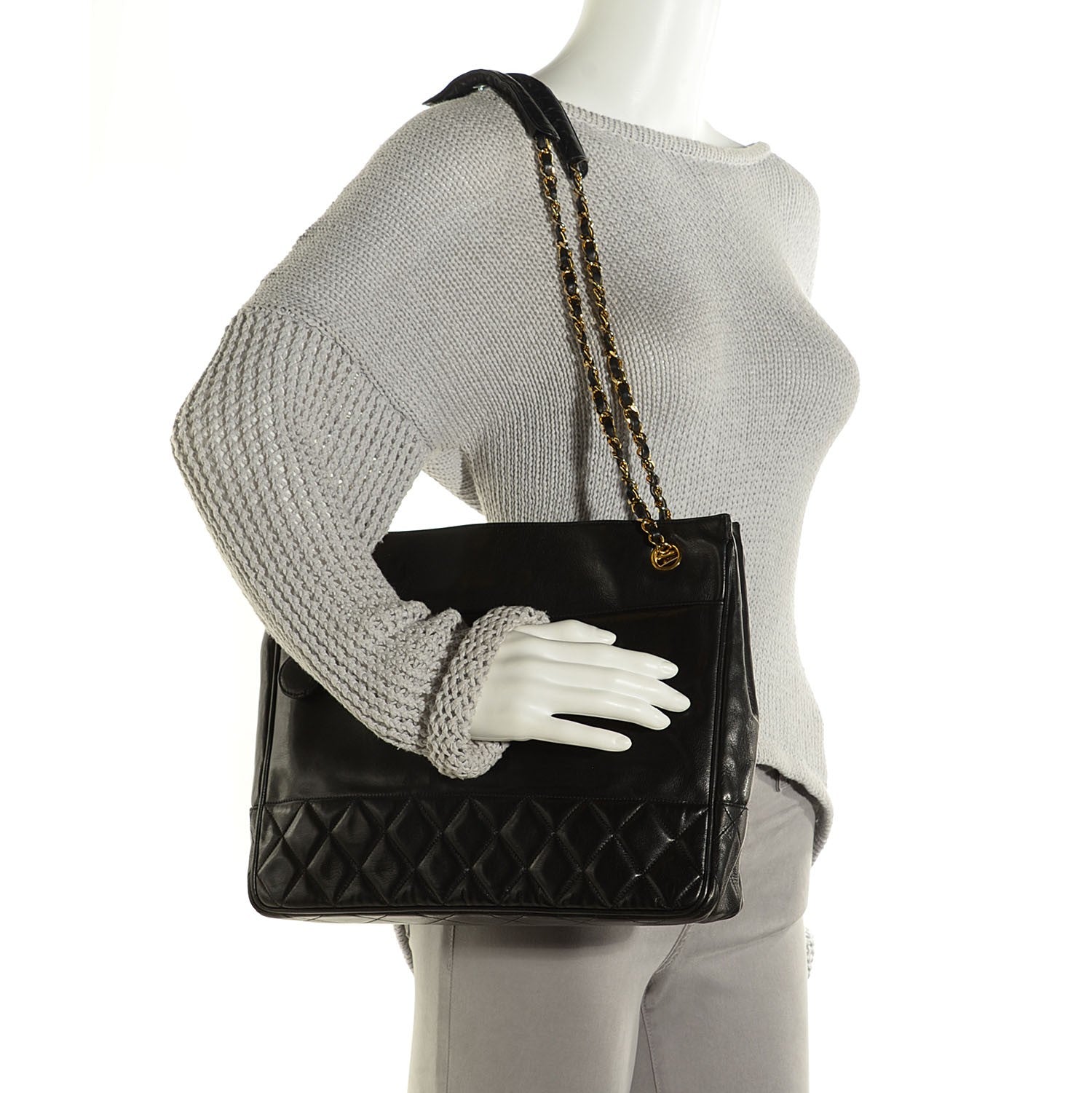 Chanel Lambskin Shoulder Bag Black 2 of 8