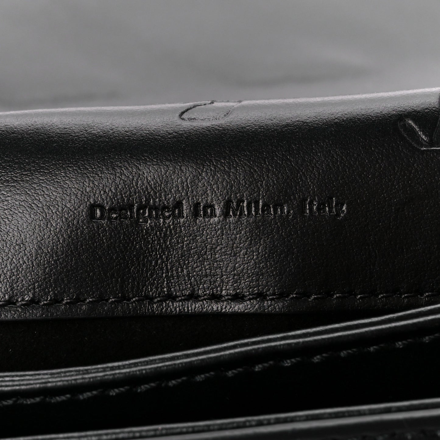 Calfskin Diag Small Binder Clip Crossbody Black