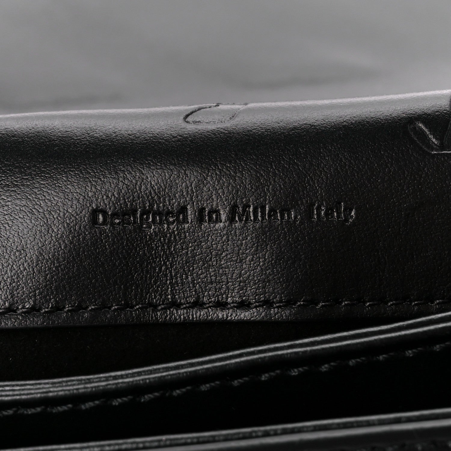Off-White Calfskin Diag Small Binder Clip Crossbody Black 8 of 12