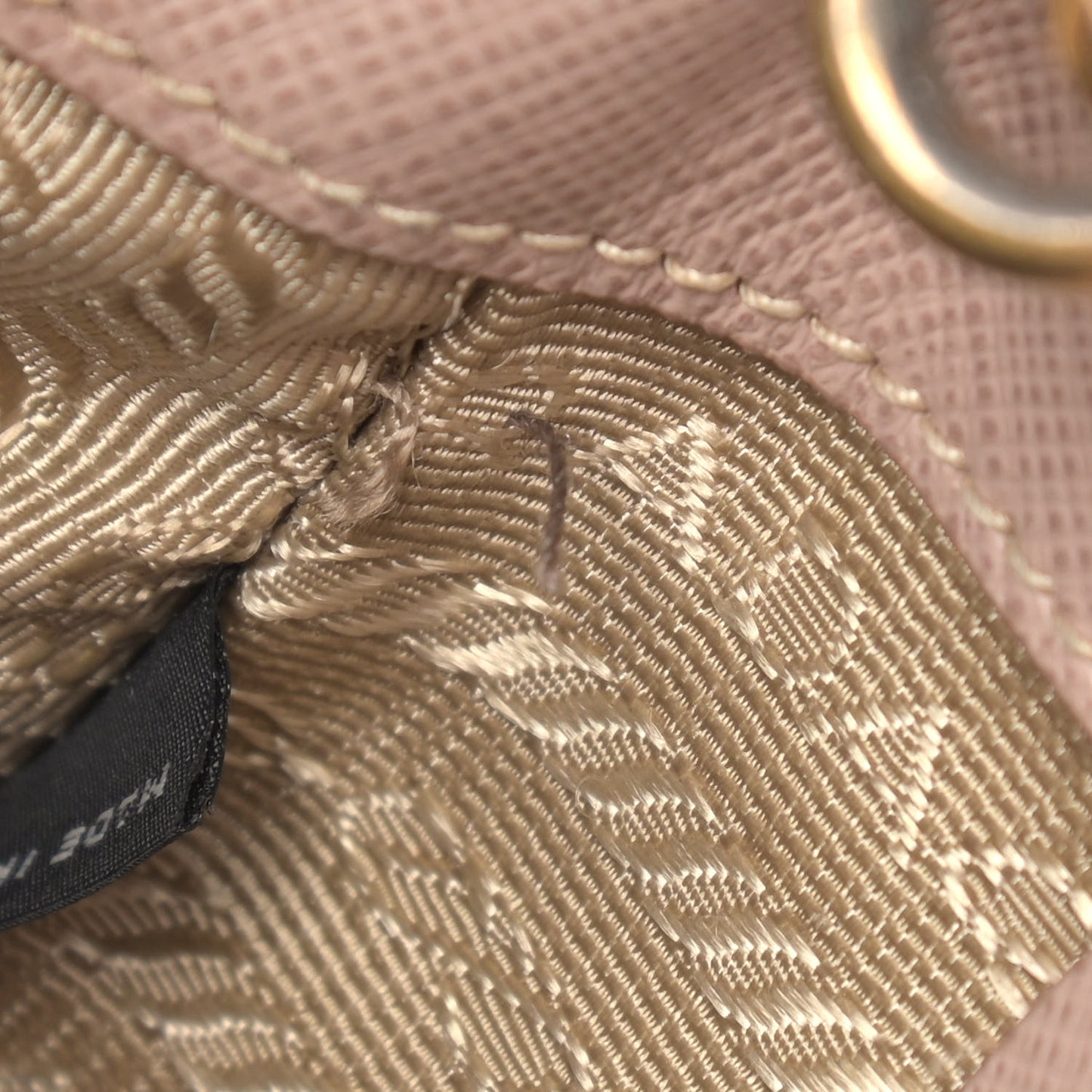 Saffiano Lux Small Tote Cammeo