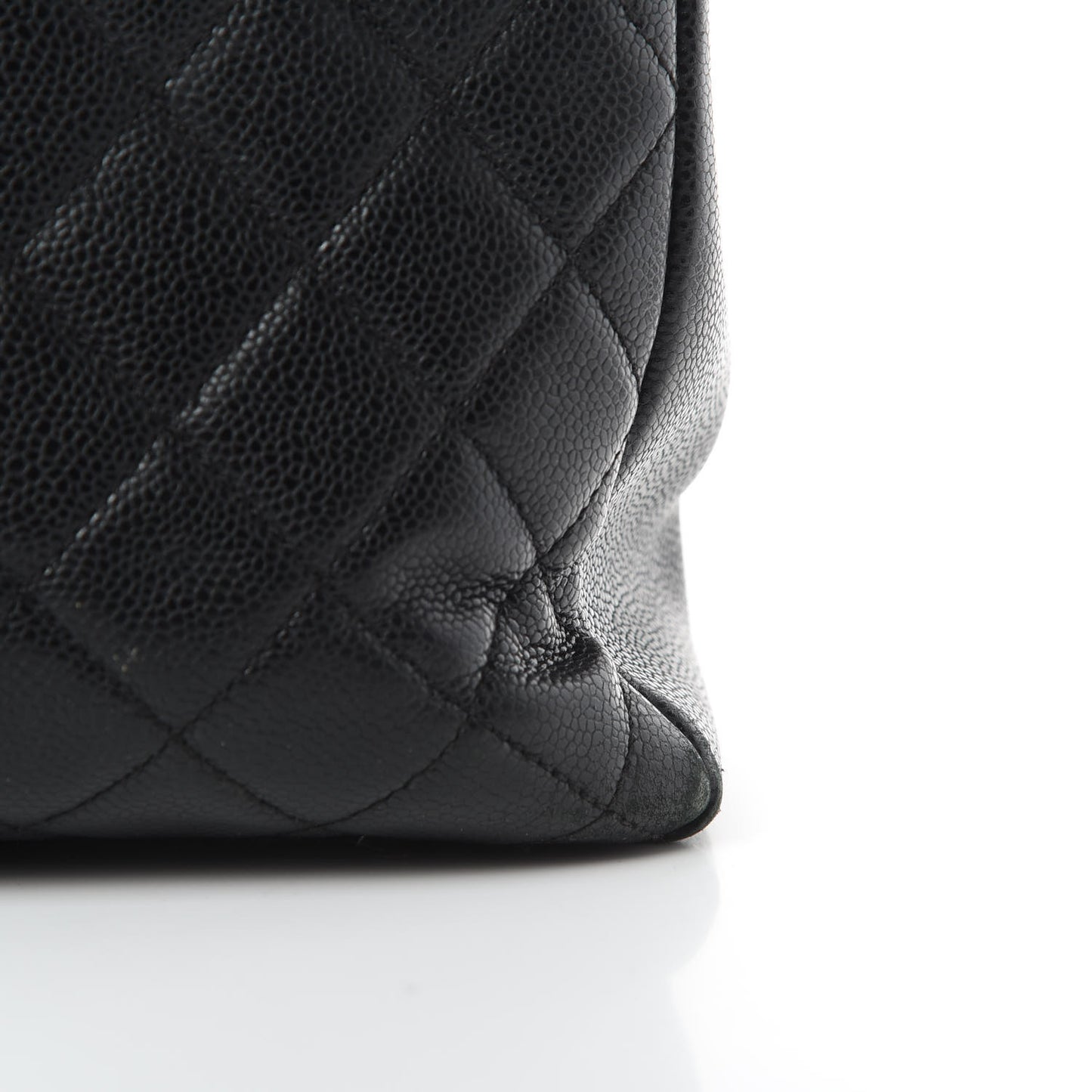 Caviar Quilted XL Grand Shopping Tote GST Black