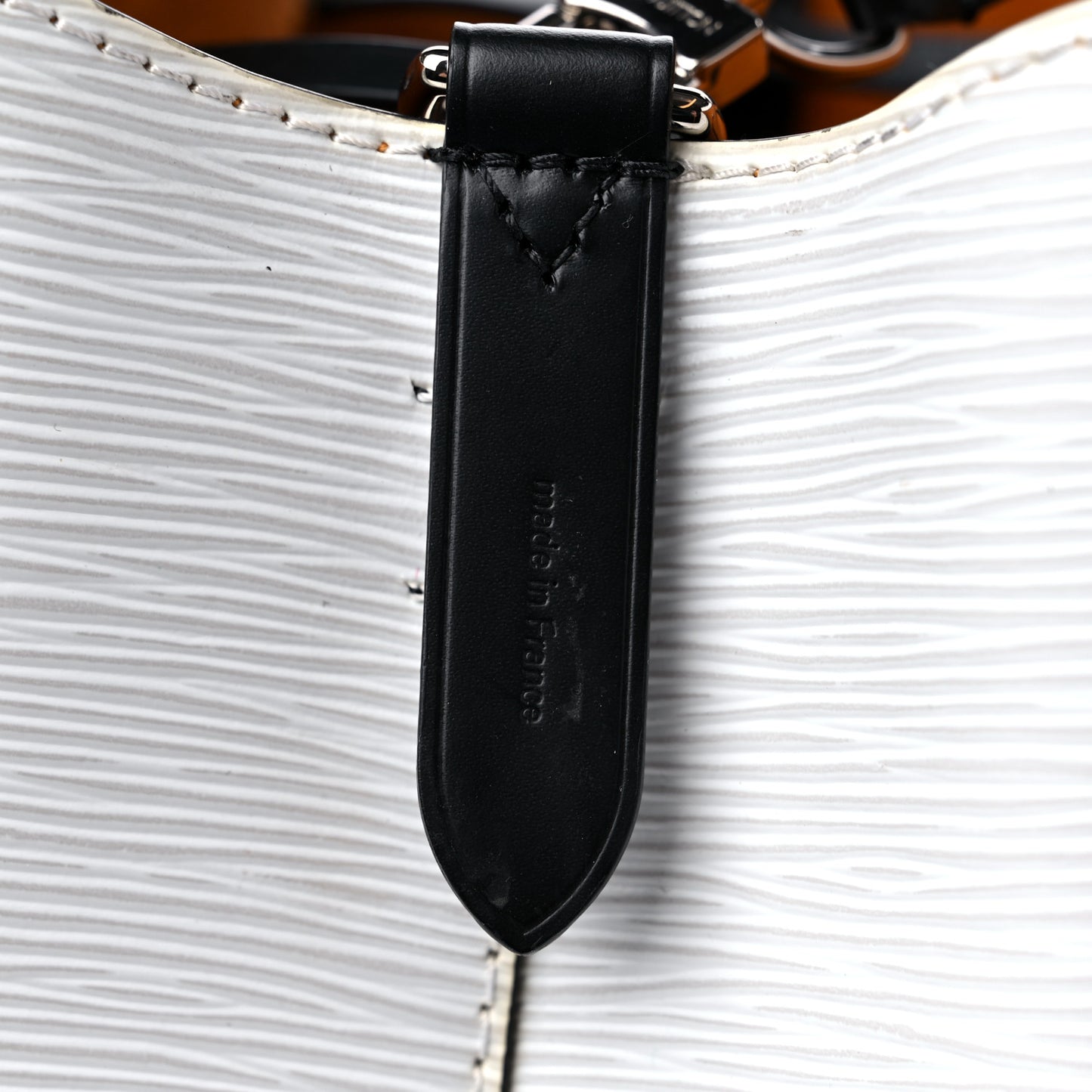 Epi Neonoe White
