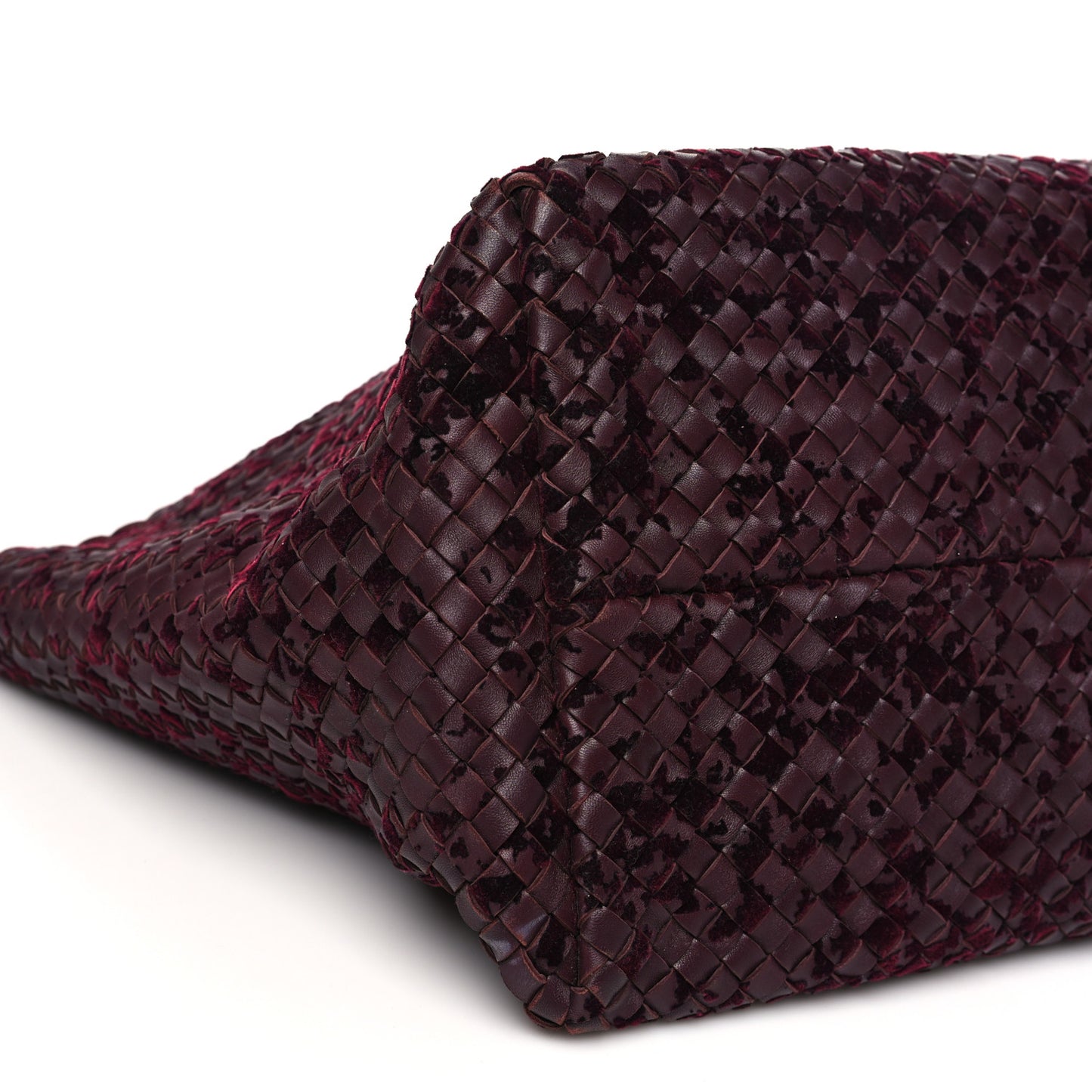 Nappa Velours Intrecciato Large Cabat Bordeaux