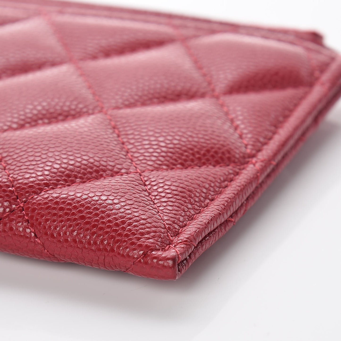 Caviar Quilted Classic Zip Pouch Pink