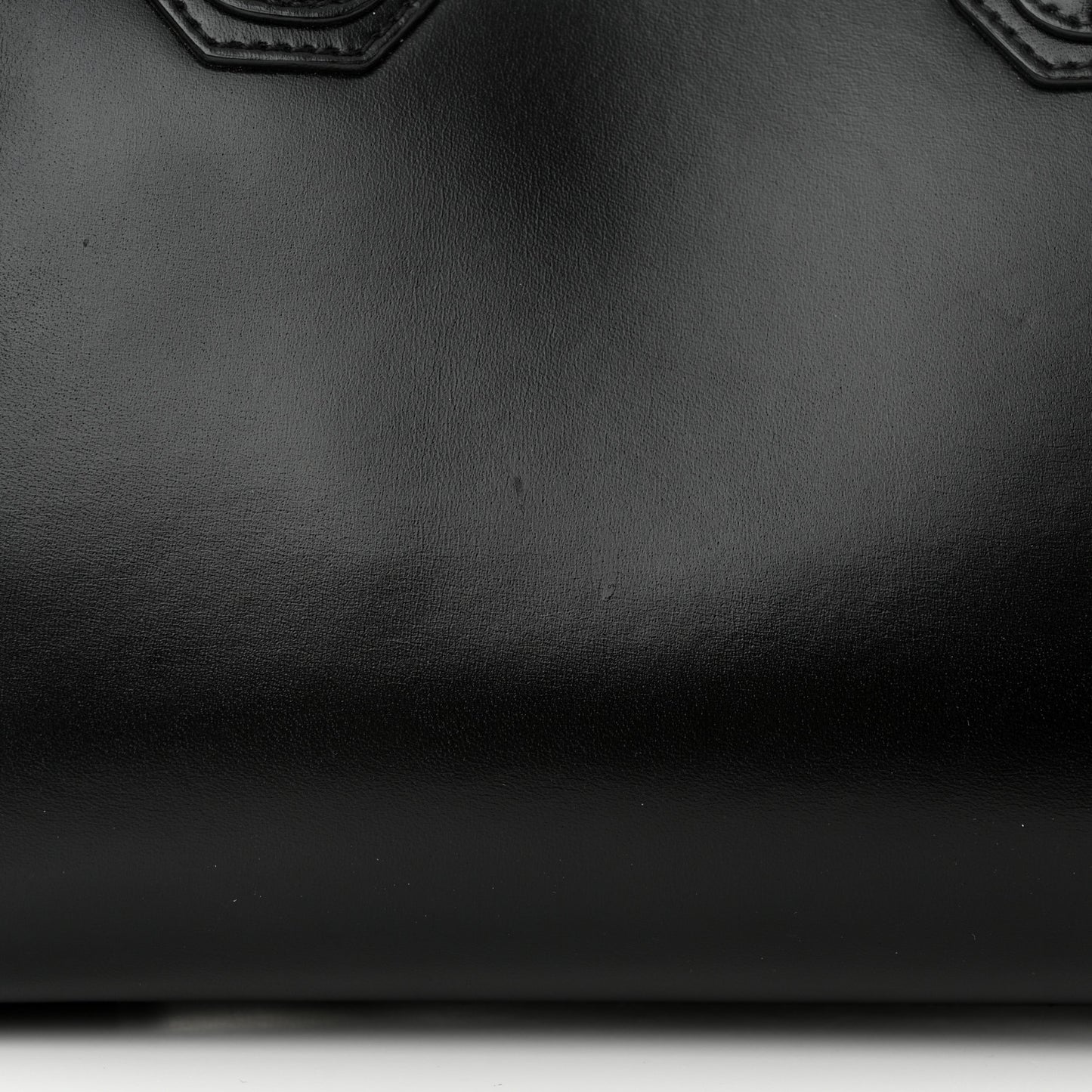 Shiny Lord Calfskin Small Antigona Black