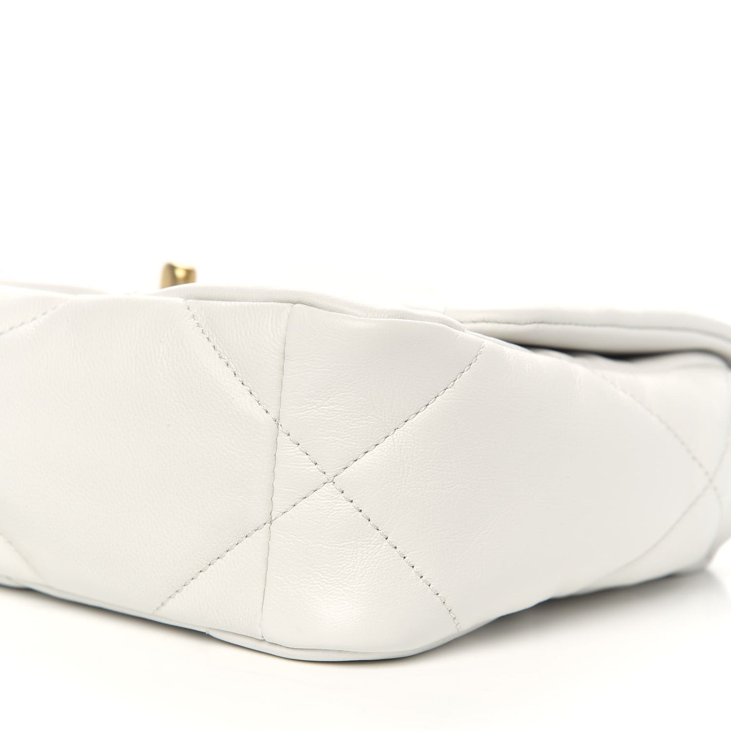 Goatskin Quilted Medium Chanel 19 Flap White