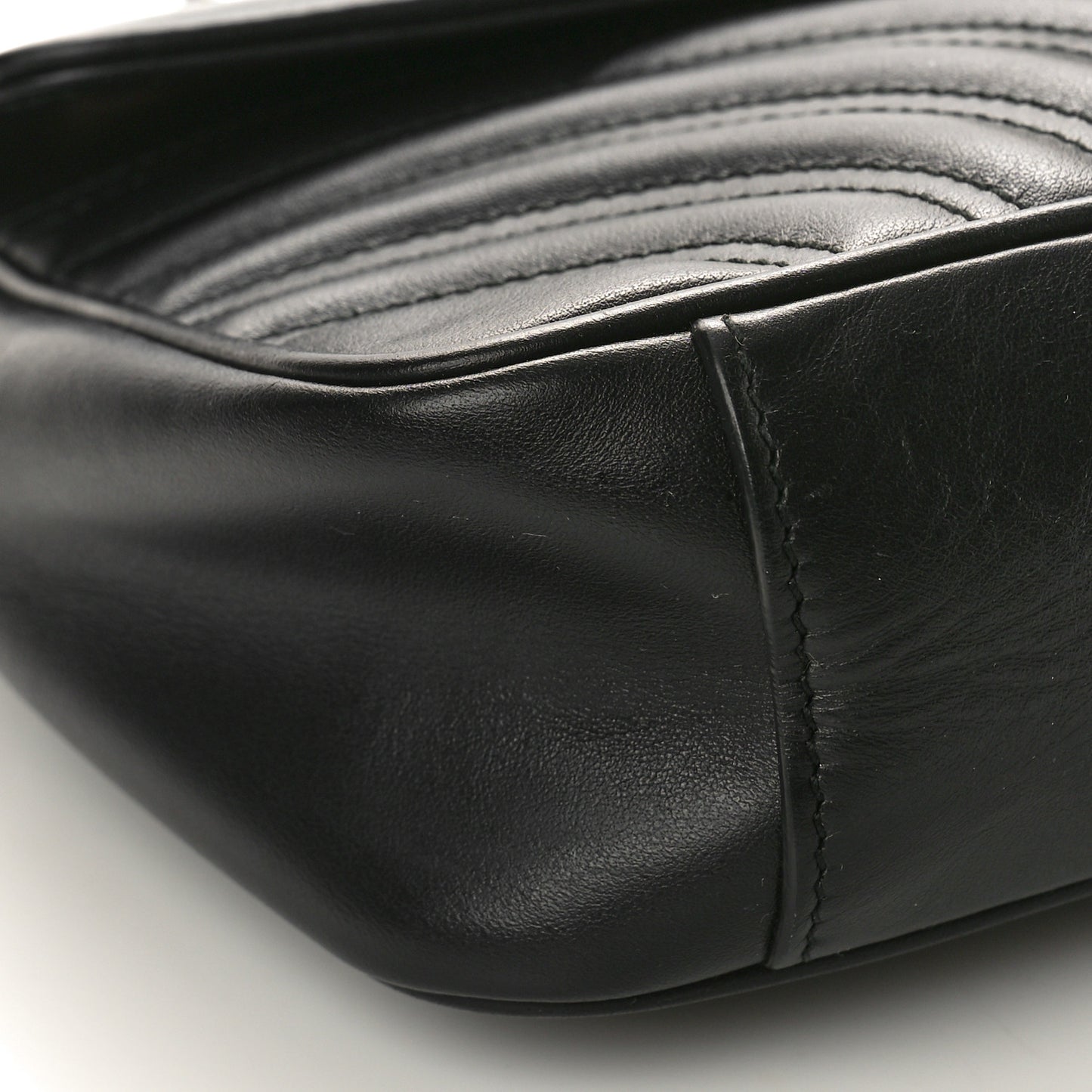 Calfskin Matelasse Small GG Marmont Shoulder Bag Black