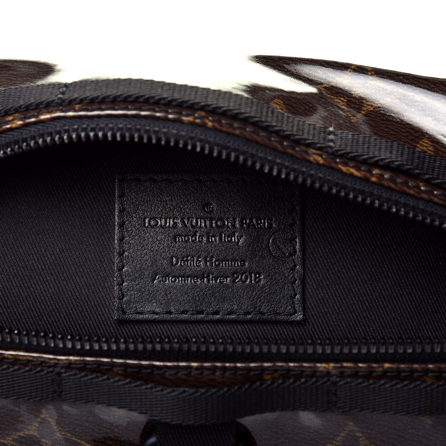 Monogram Glaze Messenger PM