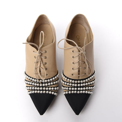 Chanel Goatskin Grosgrain Pearl Cap Toe Lace Up Oxfords 37.5 Beige Black 6 of 13