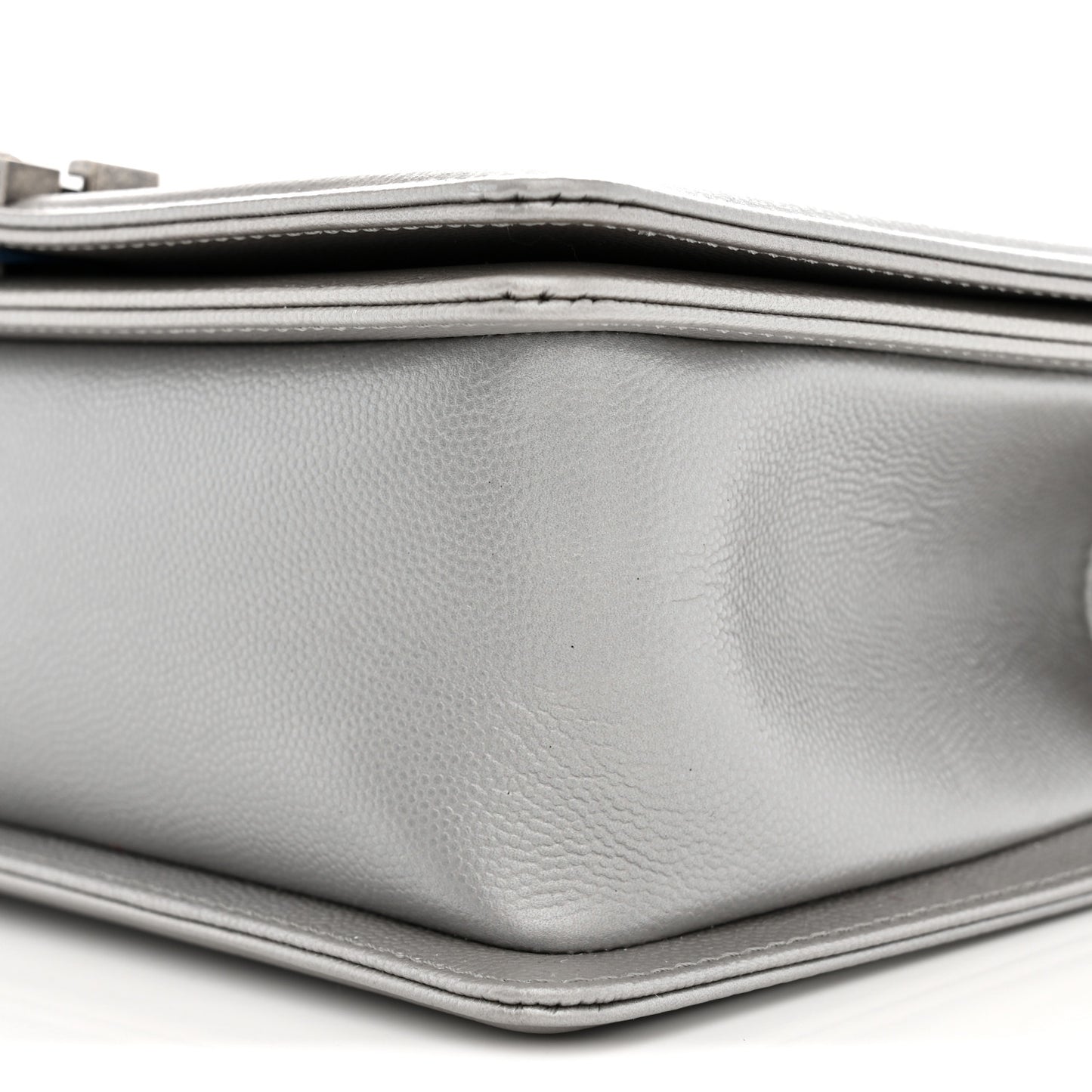 Metallic Caviar Chevron Quilted Medium Boy Flap Silver