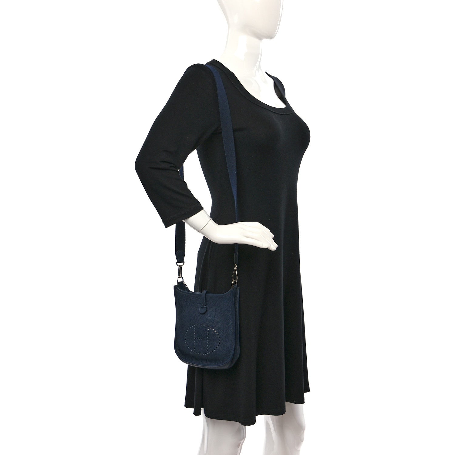 Hermes Taurillon Clemence Evelyne TPM Bleu Nuit 2 of 11