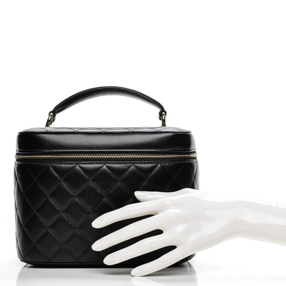 Chanel Lambskin Quilted Trendy CC Vanity Pouch Black 2 of 8