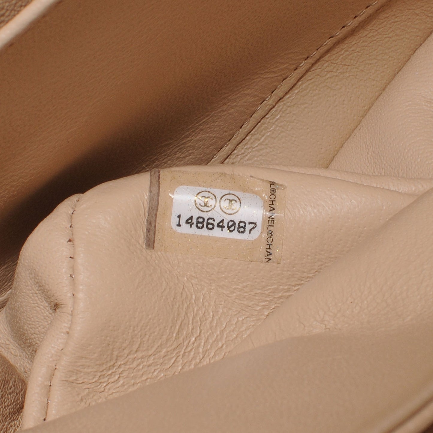 Caviar Quilted Medium Double Flap Beige Clair