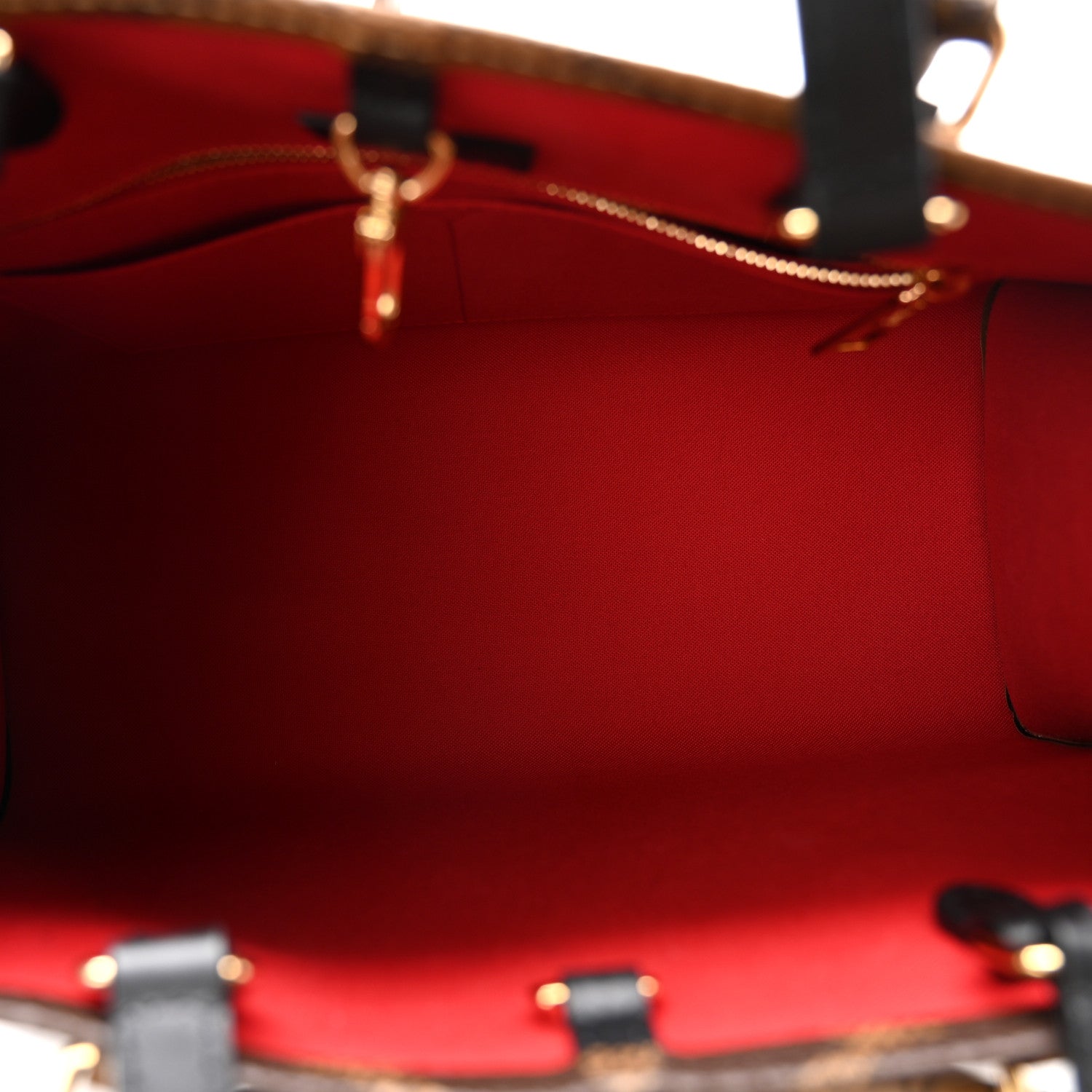 Louis Vuitton Reverse Monogram Giant Onthego MM 5 of 9