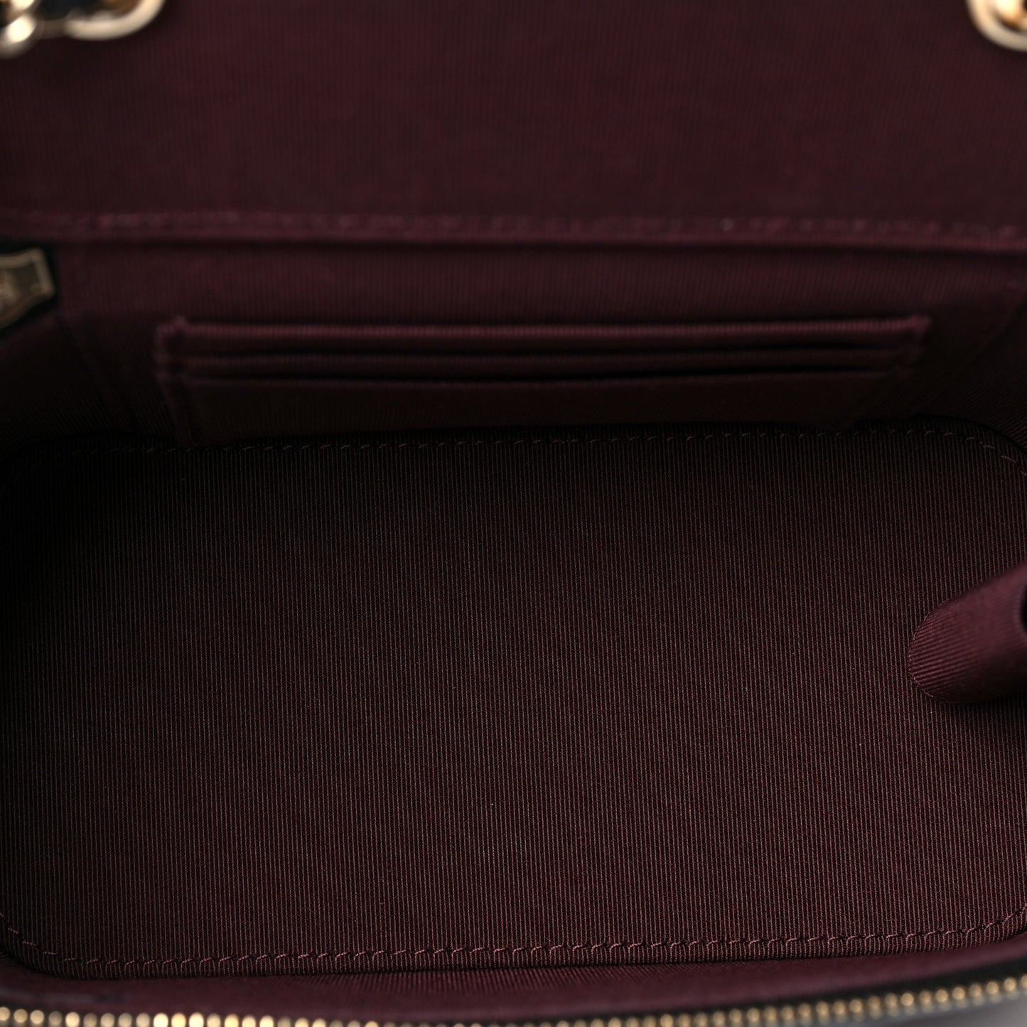 Caviar Quilted Small Vanity Case With Chain Black