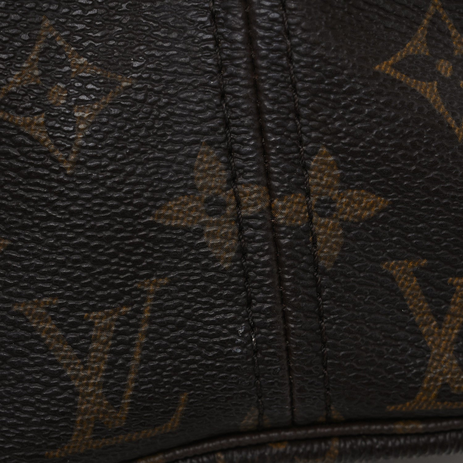 Louis Vuitton Monogram Neverfull MM 16 of 17