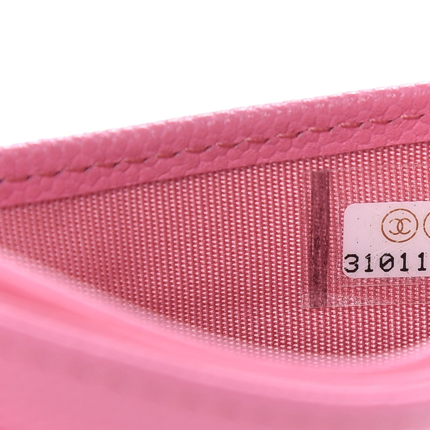 Caviar Quilted Card Holder Pink