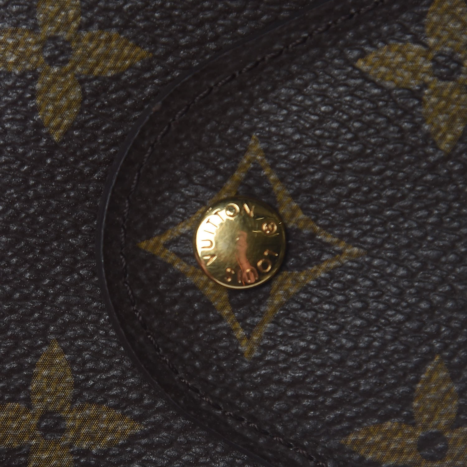 Louis Vuitton Monogram Round Key Holder GM 8 of 8