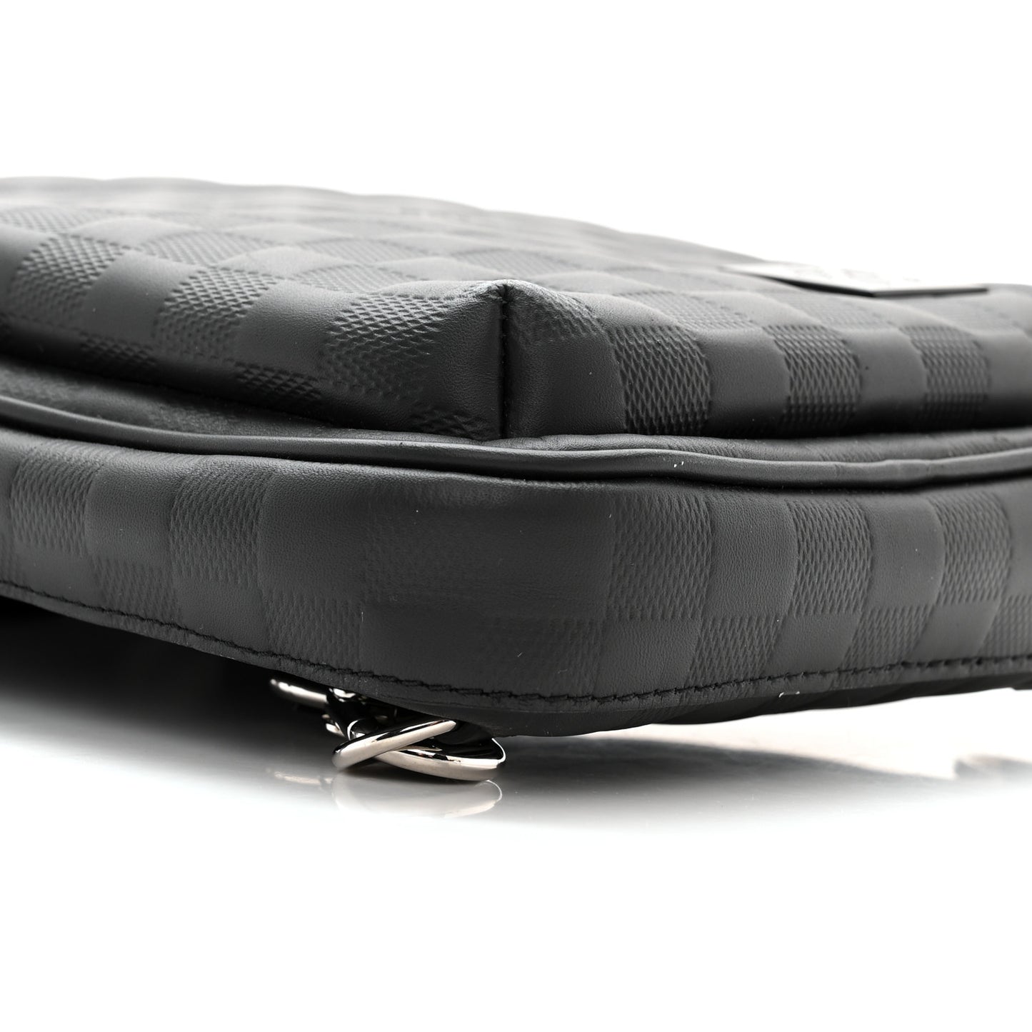 Damier Infini Avenue Sling Bag NM Onyx