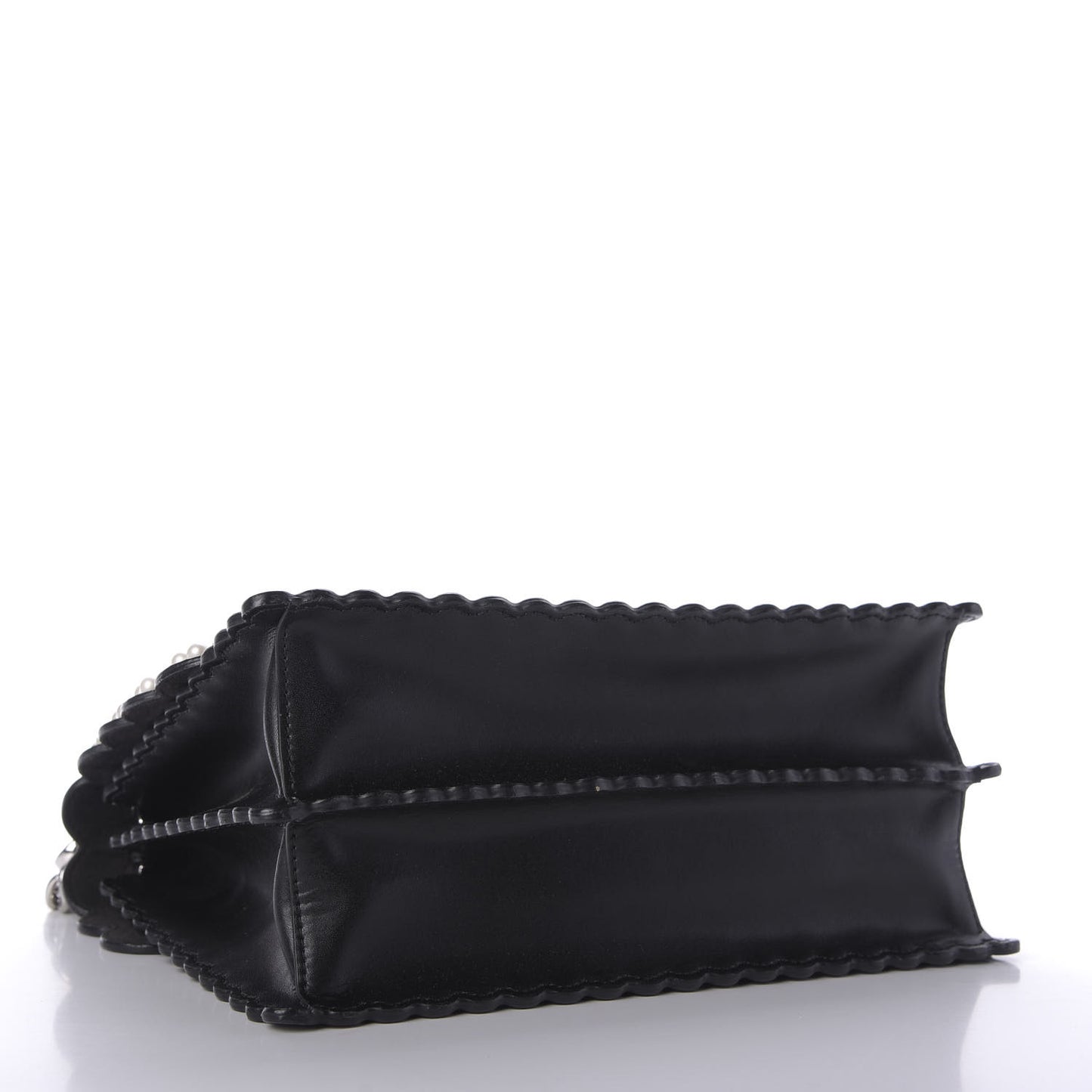 Vitello Liberty Pearl Bi-Color Flowers and Bows Scalloped Studded Kan I Shoulder Bag Black Camelia