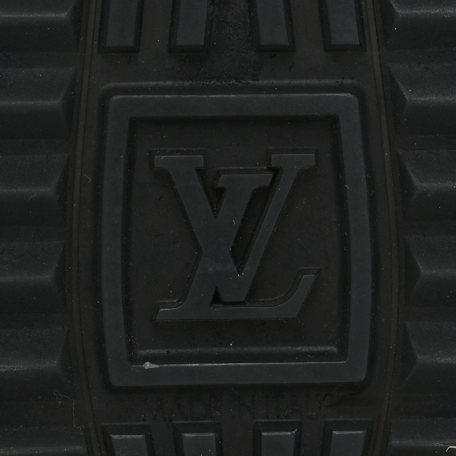 Louis Vuitton Suede Monogram Run Away Sneakers 39.5 Black 7 of 10