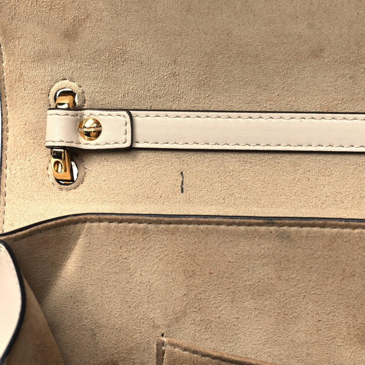 Vitello Liberty FF 1974 Embossed Kan I Shoulder Bag Camelia