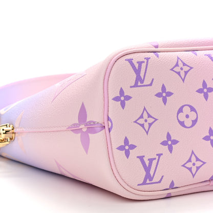 Louis Vuitton Monogram Giant Spring In The City Marshmallow Hobo PM Sunrise Pastel 8 of 9