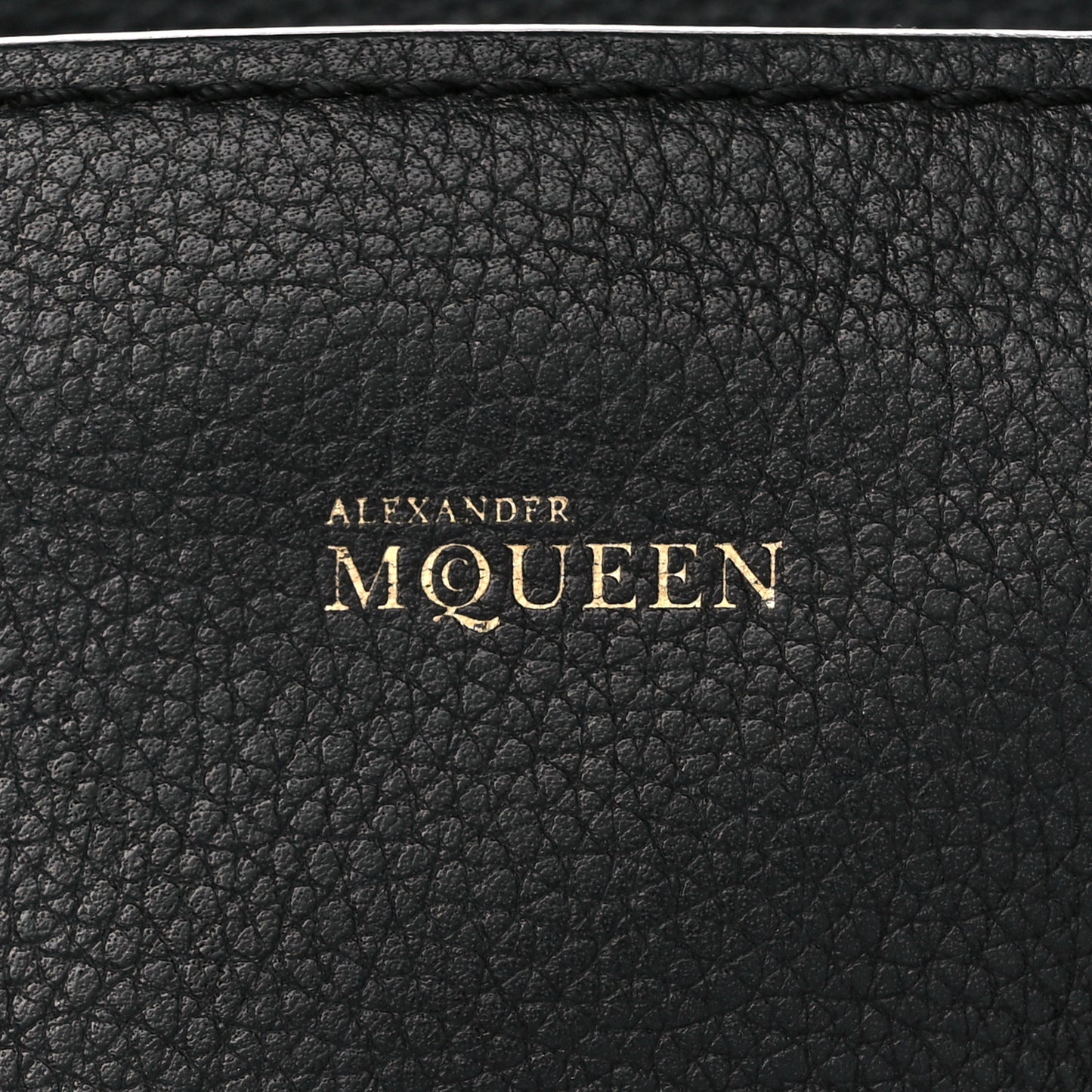 Pebbled Calfskin Small Skull Padlock Zip Around Tote Black