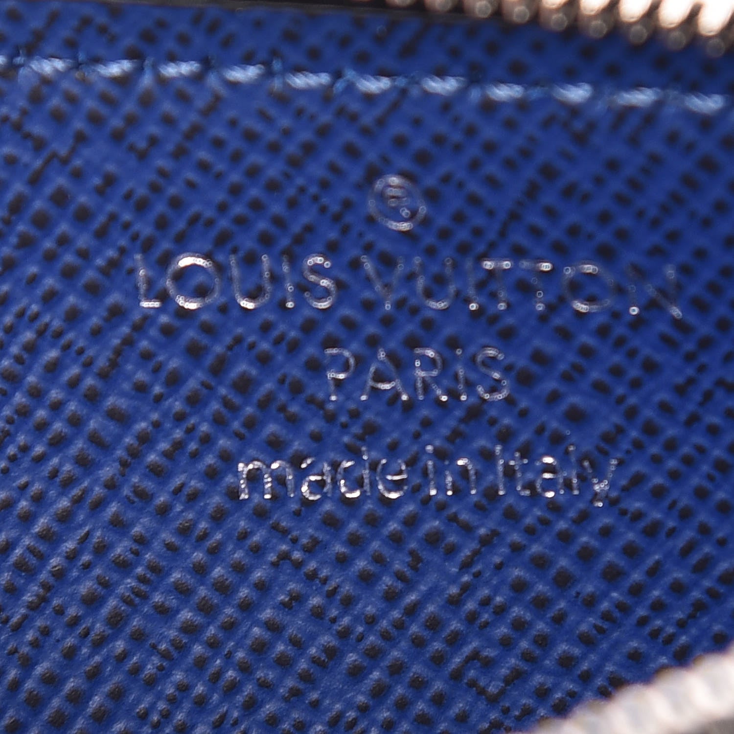 Louis Vuitton Monogram Taiga Coin Card Holder Cobalt 6 of 8