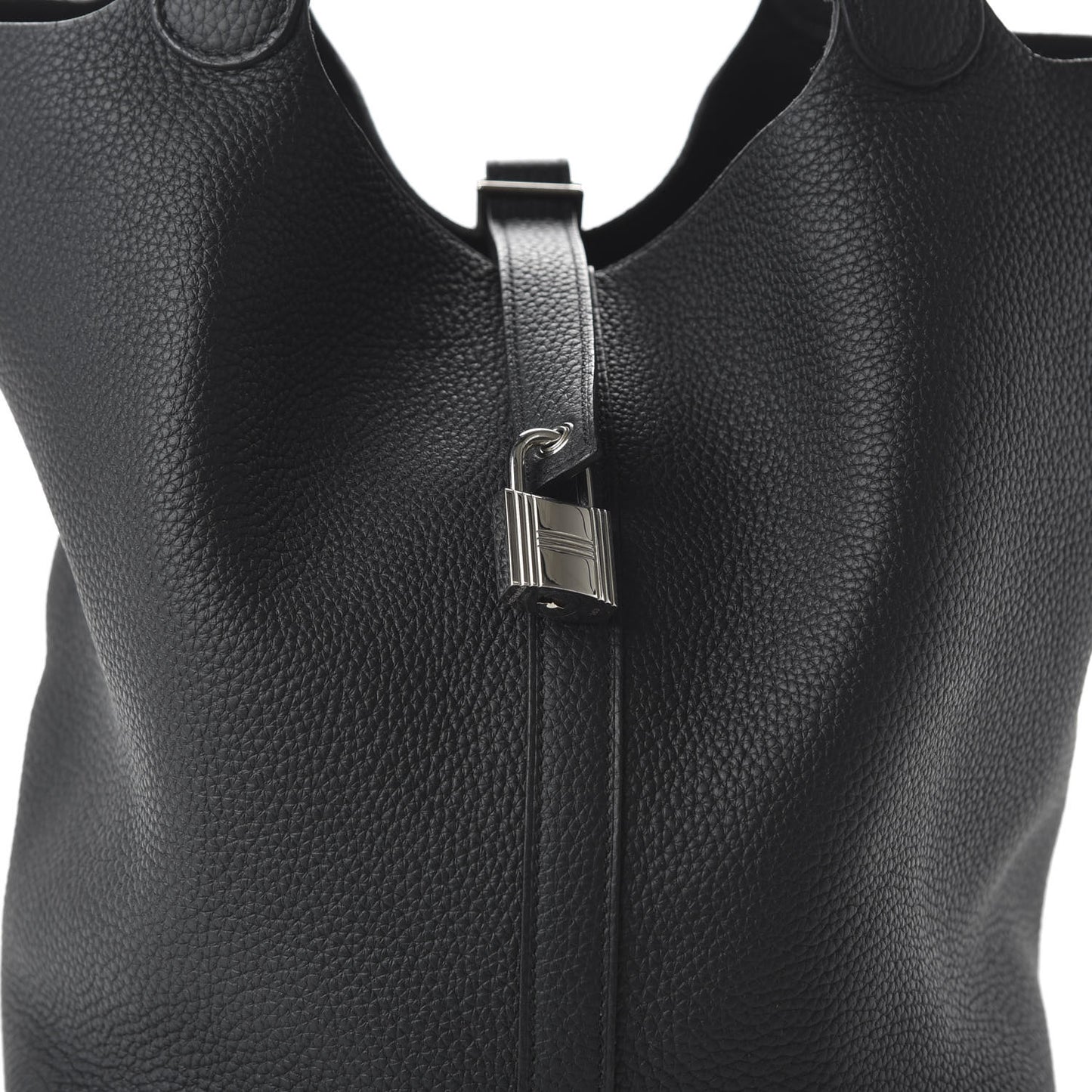 Taurillon Clemence Picotin Lock 26 GM Black