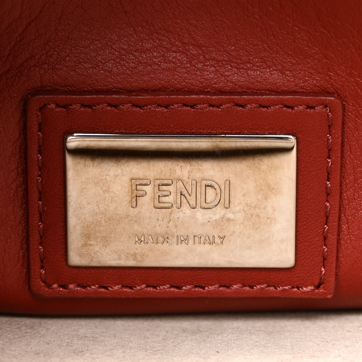Fendi Vitello Seta Burro Medium Peekaboo Iconic Satchel Grigio Polvere Mattone 7 of 18