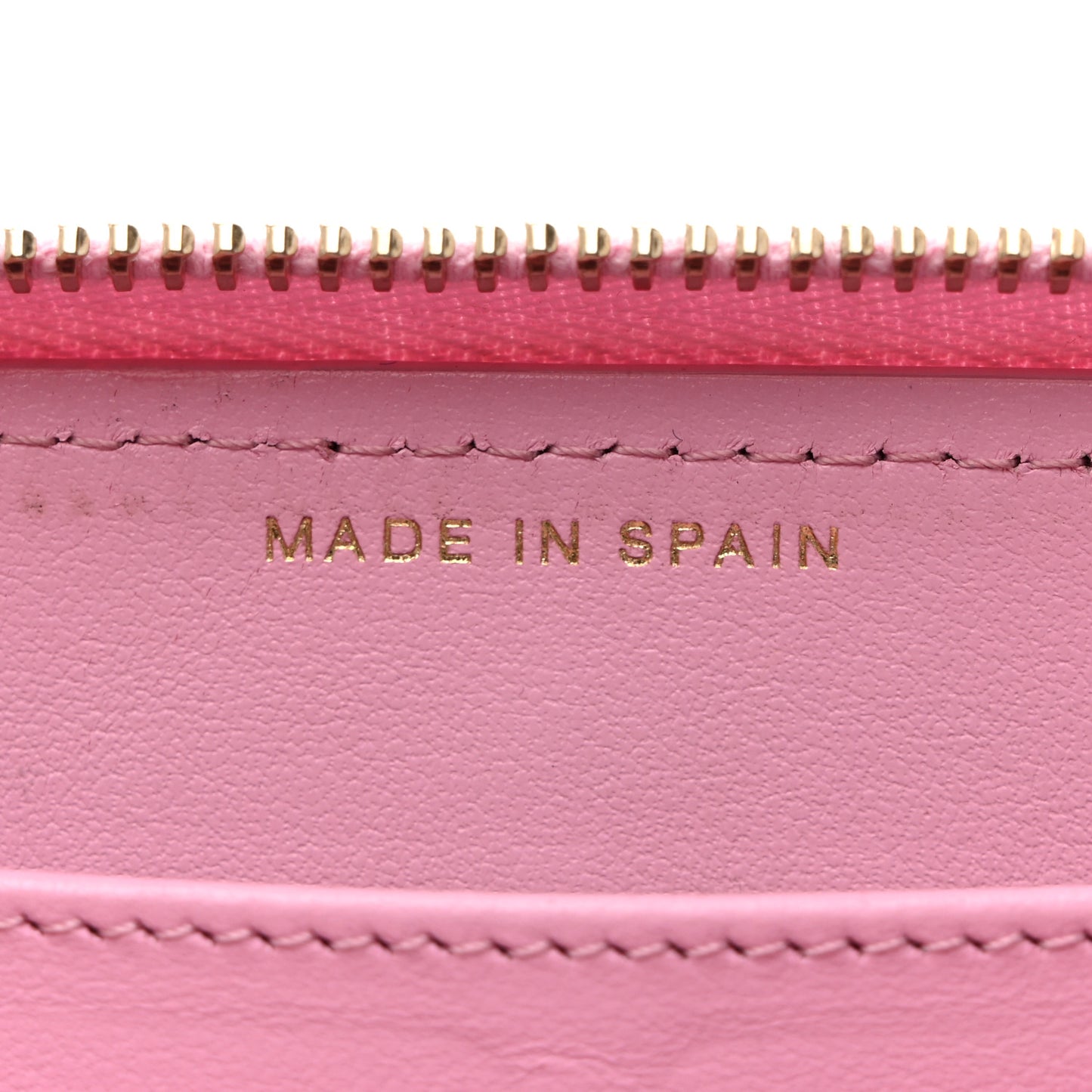 Lambskin Quilted Chanel 19 Zipped Wallet Light Pink