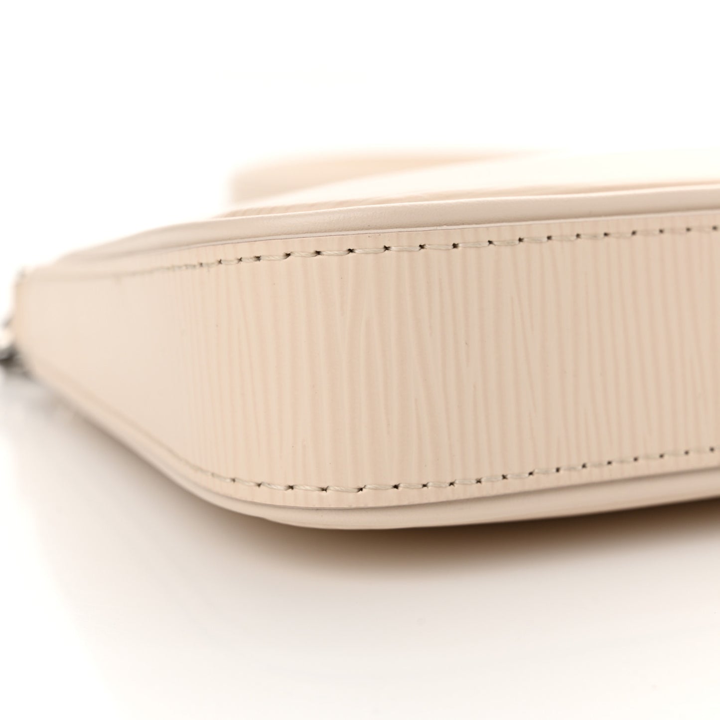 Epi Easy Pouch On Strap Quartz