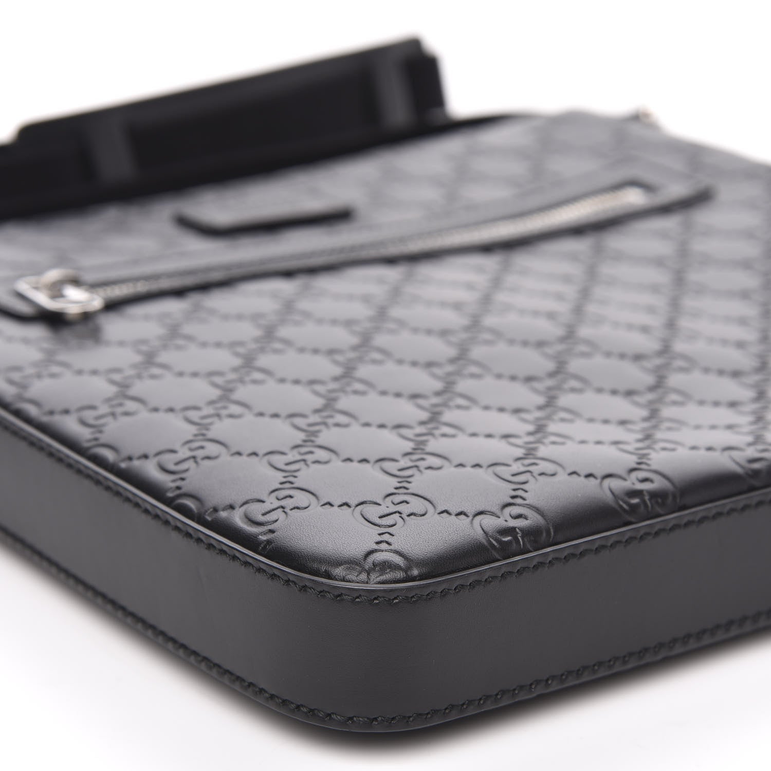 Gucci Guccissima Signature Medium Flat Messenger Bag Black 7 of 9