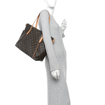 Louis Vuitton Monogram Totally MM 2 of 10