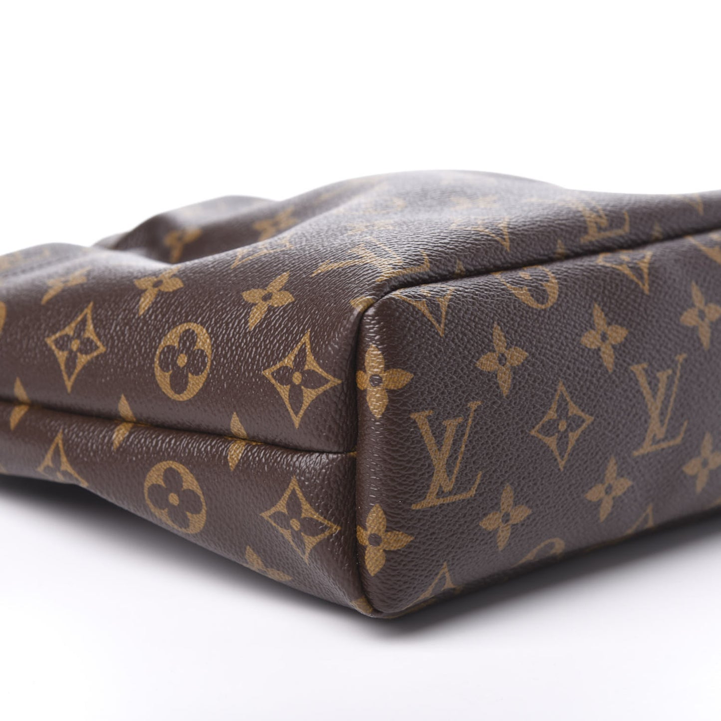 Monogram Pouch Noe Fuchsia